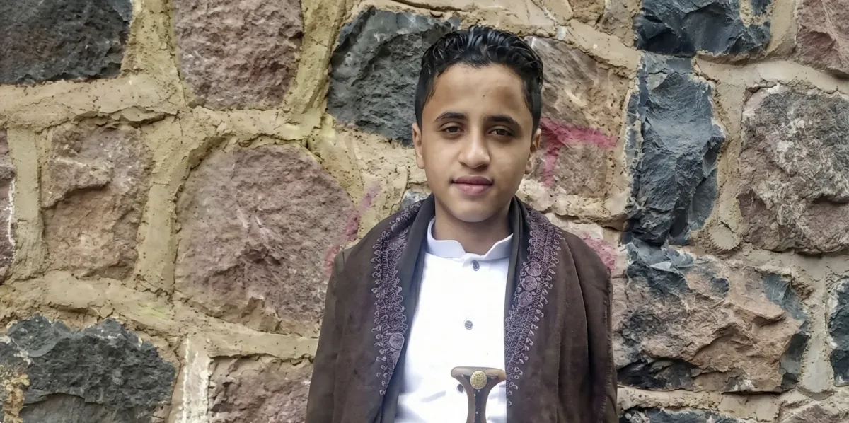 مطالبات بوقف عسكرة المدارس بعد مقتل طالب في إب