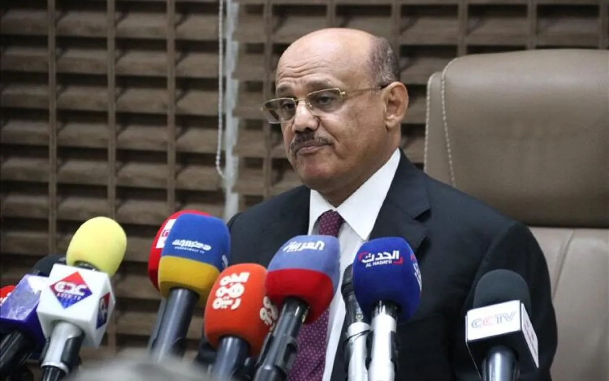 المعبقي: السعودية دعمت الرواتب بمليار ريال