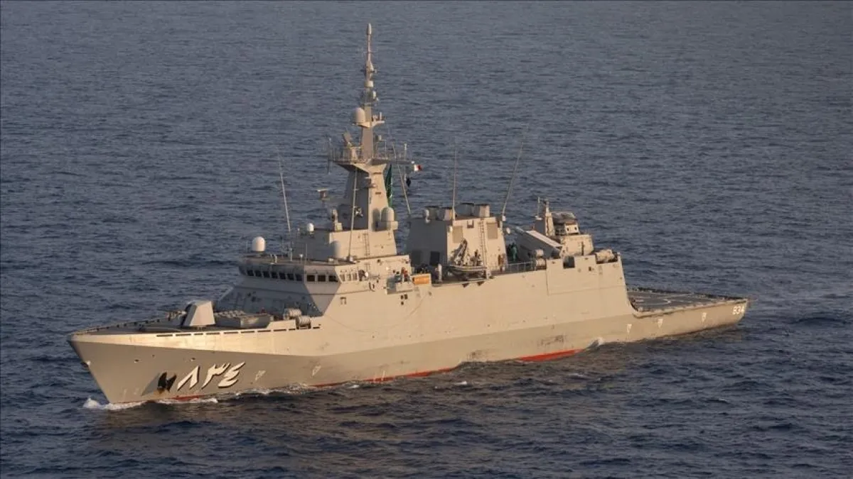 منارة عسكرية مشتركة للبحرية السعودية والأمريكية في جدة