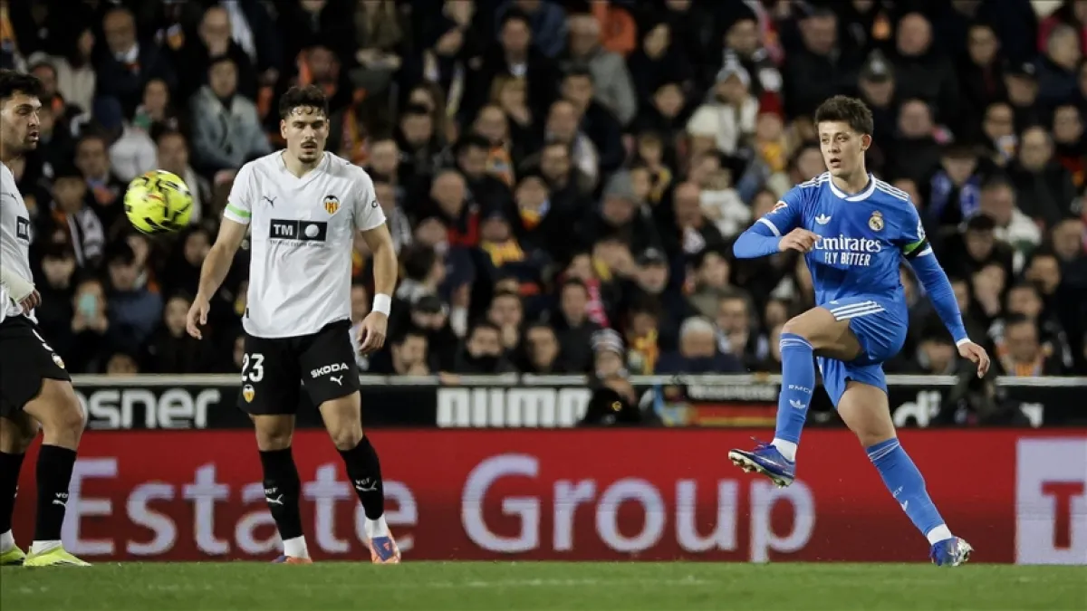 ريال مدريد يفوز على فالنسيا ويوا