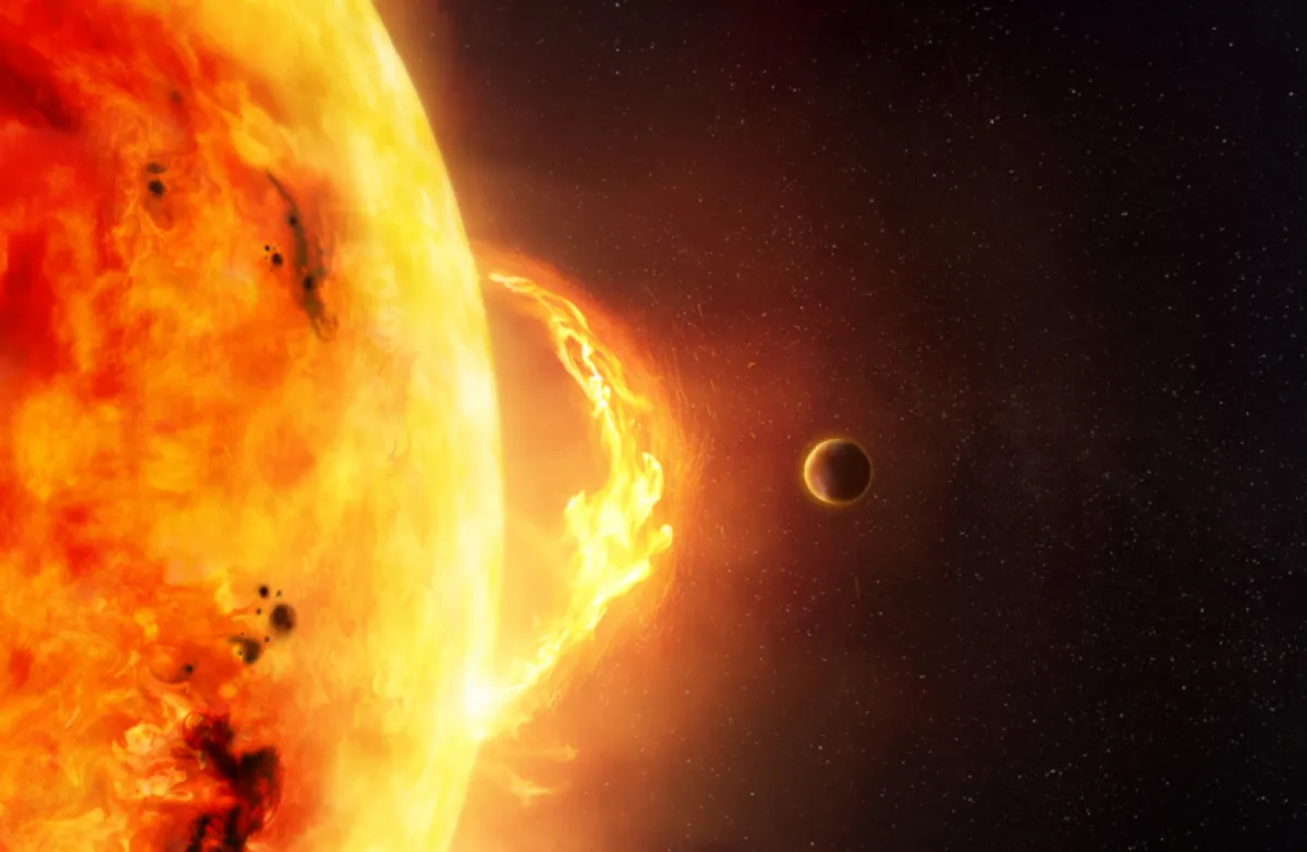 العلماء الروس يرصدون 3 توهجات قوية على الشمس