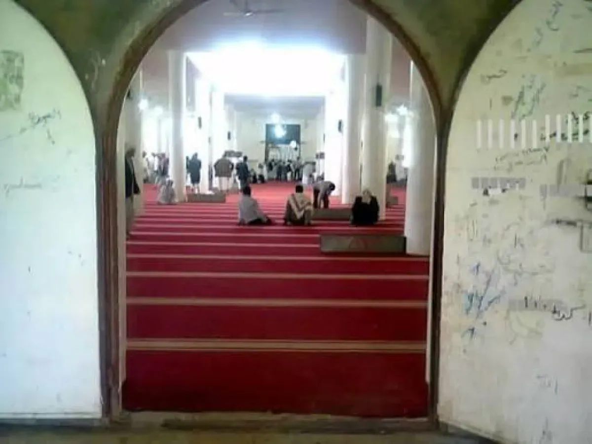 سلطة صنعاء تعتقل عددا من أئمة المساجد في إب