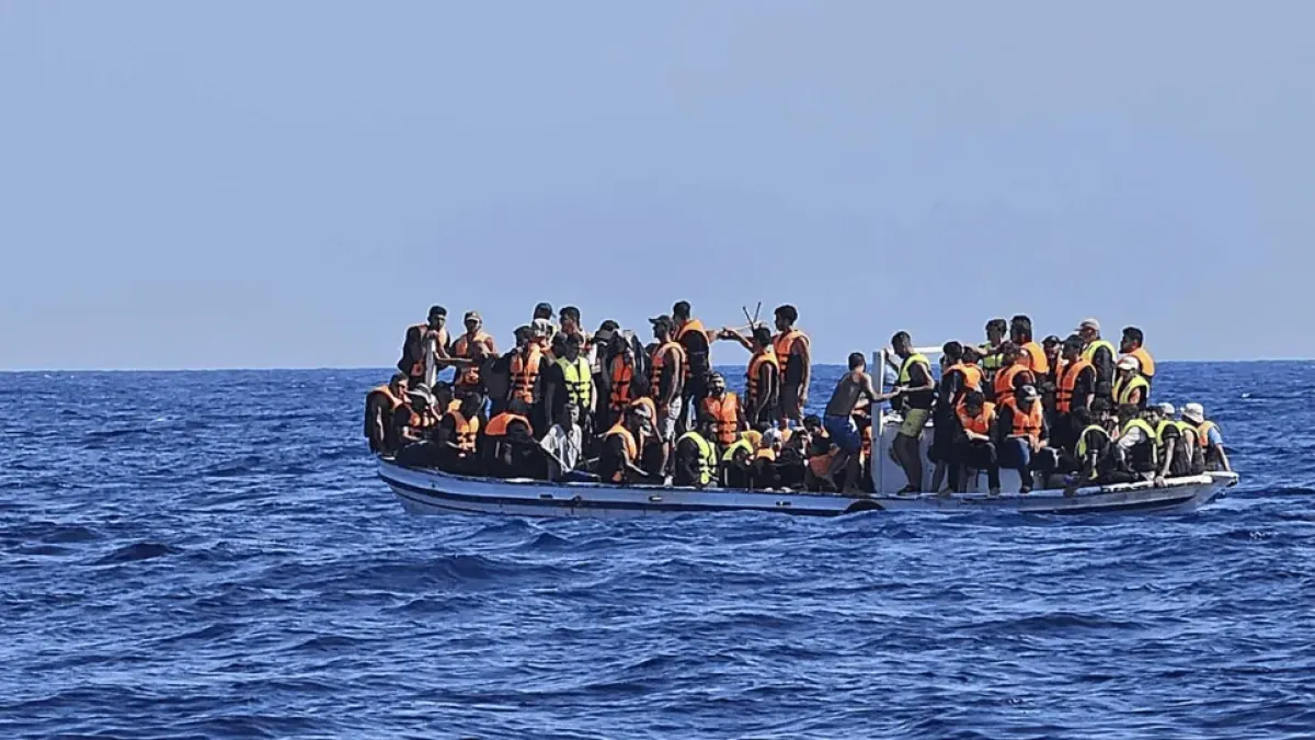 قوات المجلس الرئاسي تعلن ضبط قارب تهريب يقل أفارقة شرق جزيرة ميون