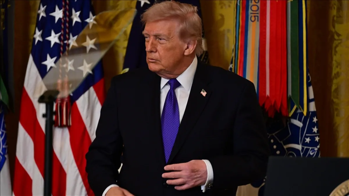 ترامب يدعو الدول المستفيدة من مضيق هرمز لحمايته