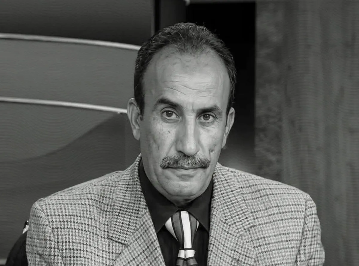 وفاة المعلق الرياضي اليمني علي العصري