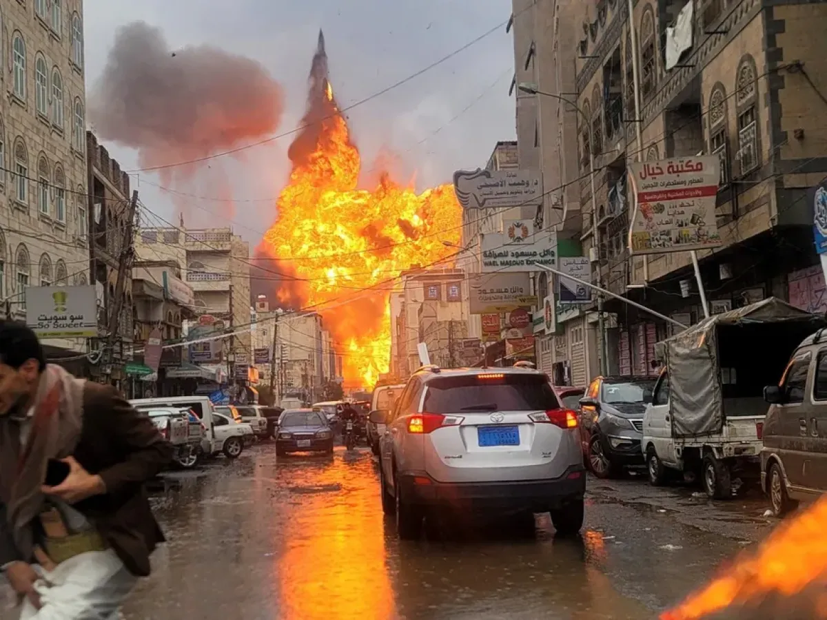 خبراء: الحوثيون أداة ضغط في صراع أوسع وتداعياته تطال الاقتصاد اليمن