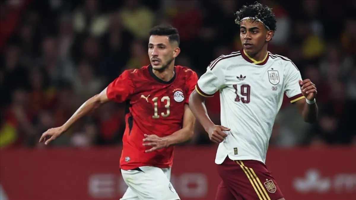 شرطة كتالونيا تحقق بشأن "هتافات معادية للإسلام" خلال مباراة إسبانيا ومصر