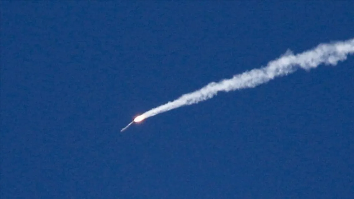 إيران تستهدف منشآت نفطية في الخليج