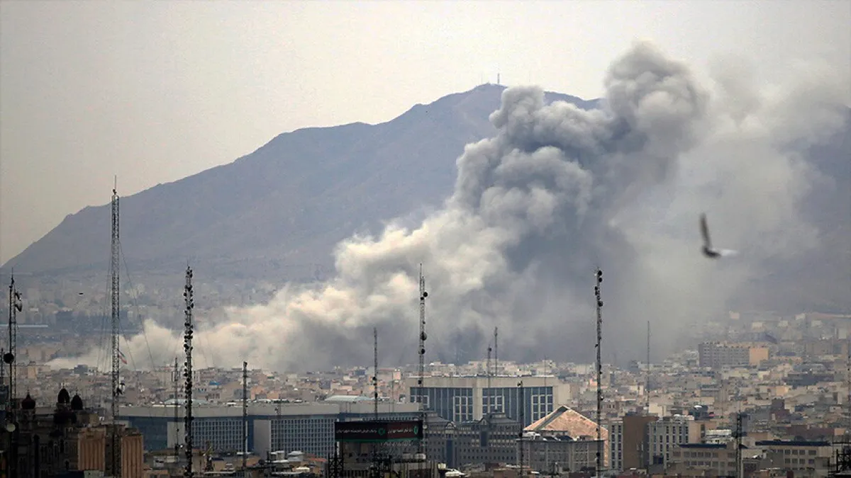 إيران.. هجوم أمريكي-إسرائيلي يستهدف مطار خرم أباد