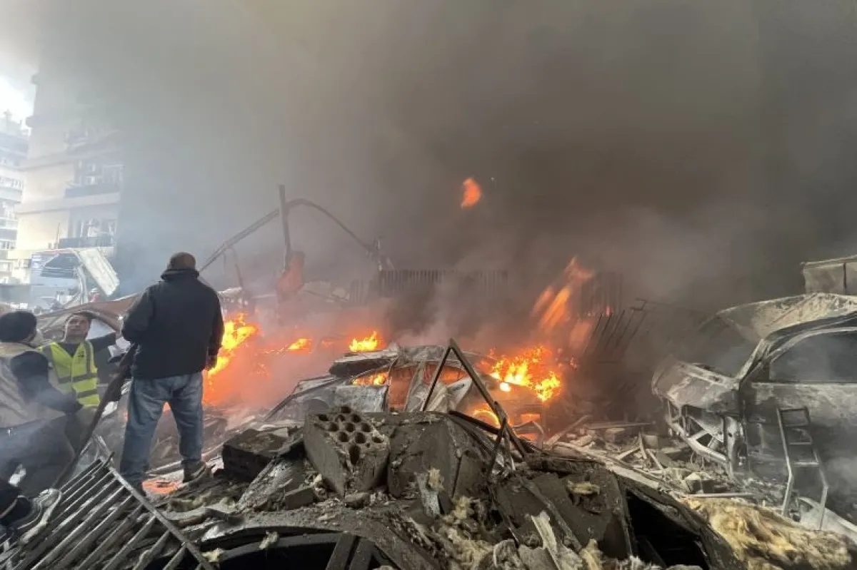 مئات القتلى والجرحى بغارات هتسيرية إسرائيلية على لبنان