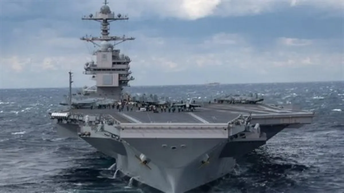 وصول حاملة الطائرات "جيرالد آر فورد" مع مدمرتين إلى البحر الأحمر