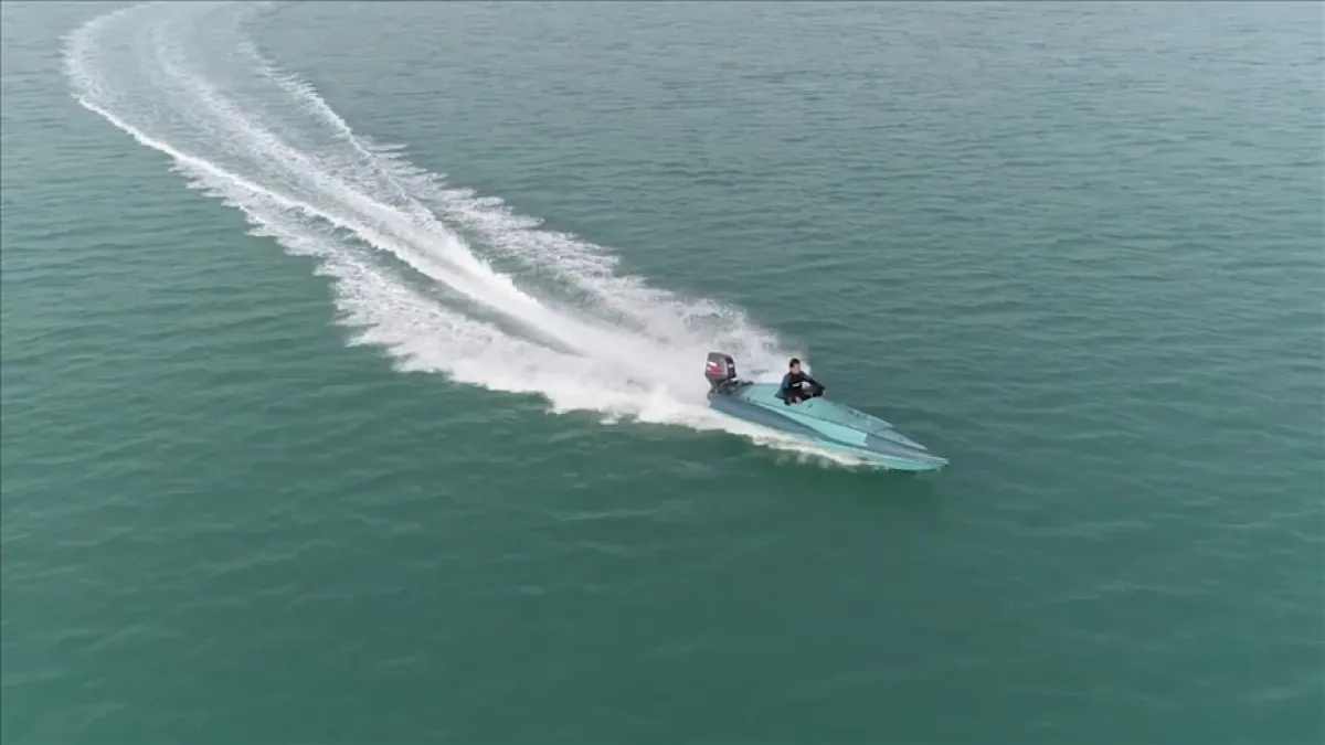 غرق زورق عسكري قرب جزيرة ميون وفقدان مرافقي قائد لواء حماية باب المندب