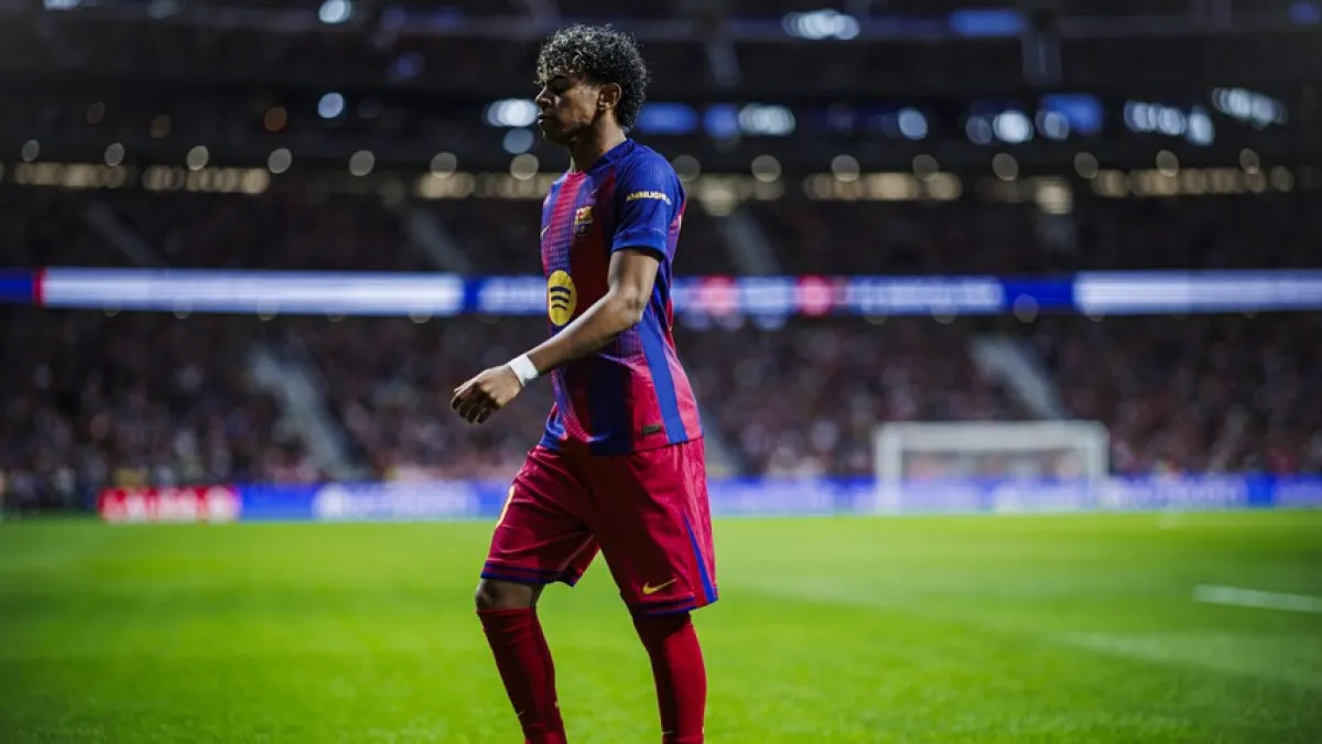 برشلونة يعلن غياب لامين يامال حتى نهاية الموسم