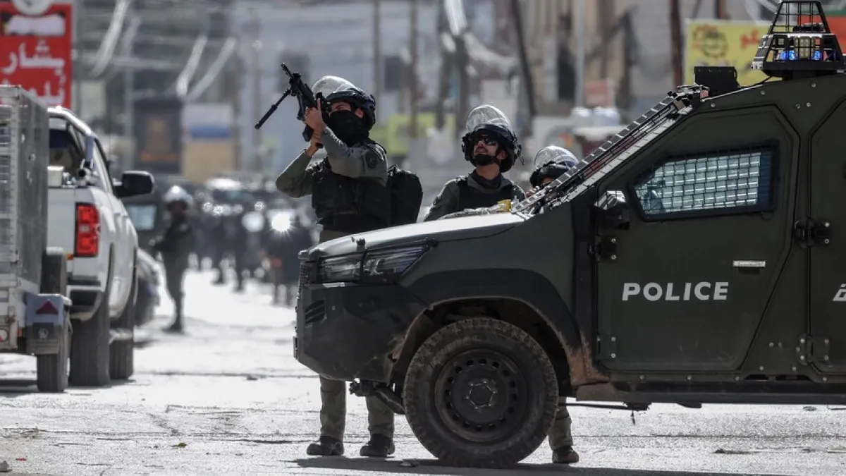 الجيش الإسرائيلي يقتحم مخيم قلنديا بالقدس ويستولي على منازل فلسطينية