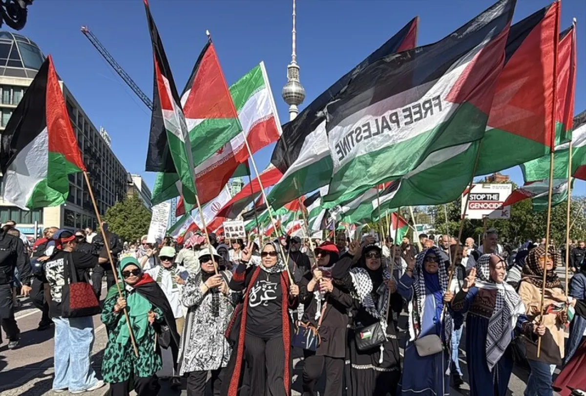 برلين.. مظاهرة داعمة لفلسطين ومنددة بالإبادة الإسرائيلية في غزة