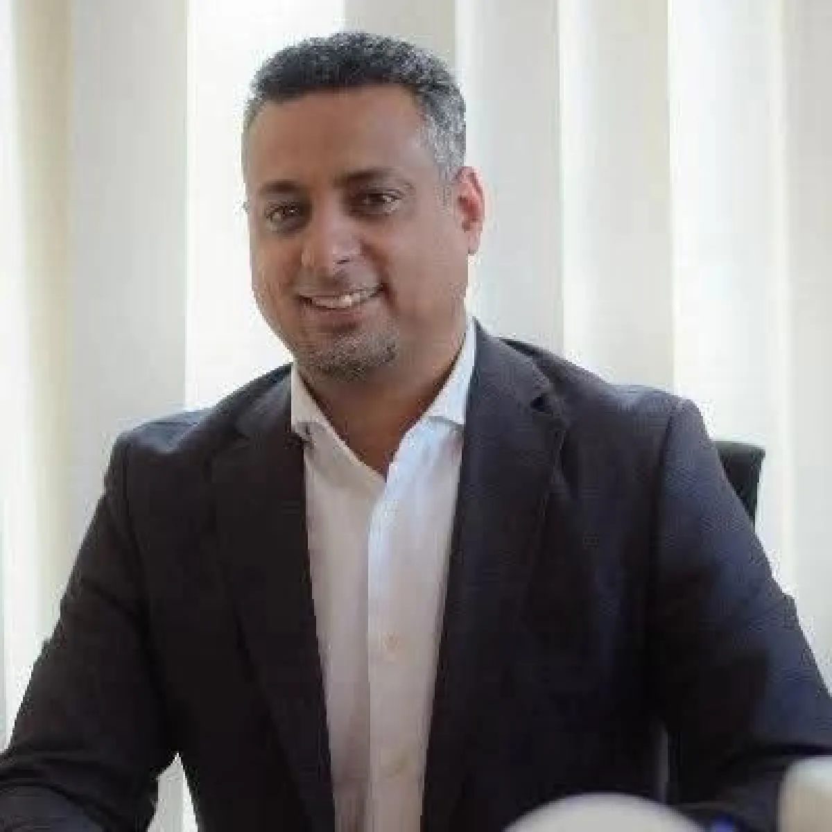 عدن.. العثور على جثة مسؤول بعد ساعات من اختطافه
