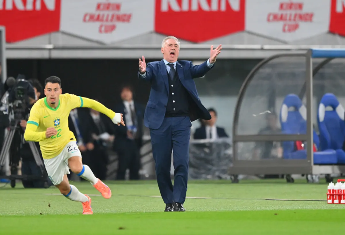 أنشيلوتي يوقع عقدا جديدا طويل الأمد مع منتخب البرازيل