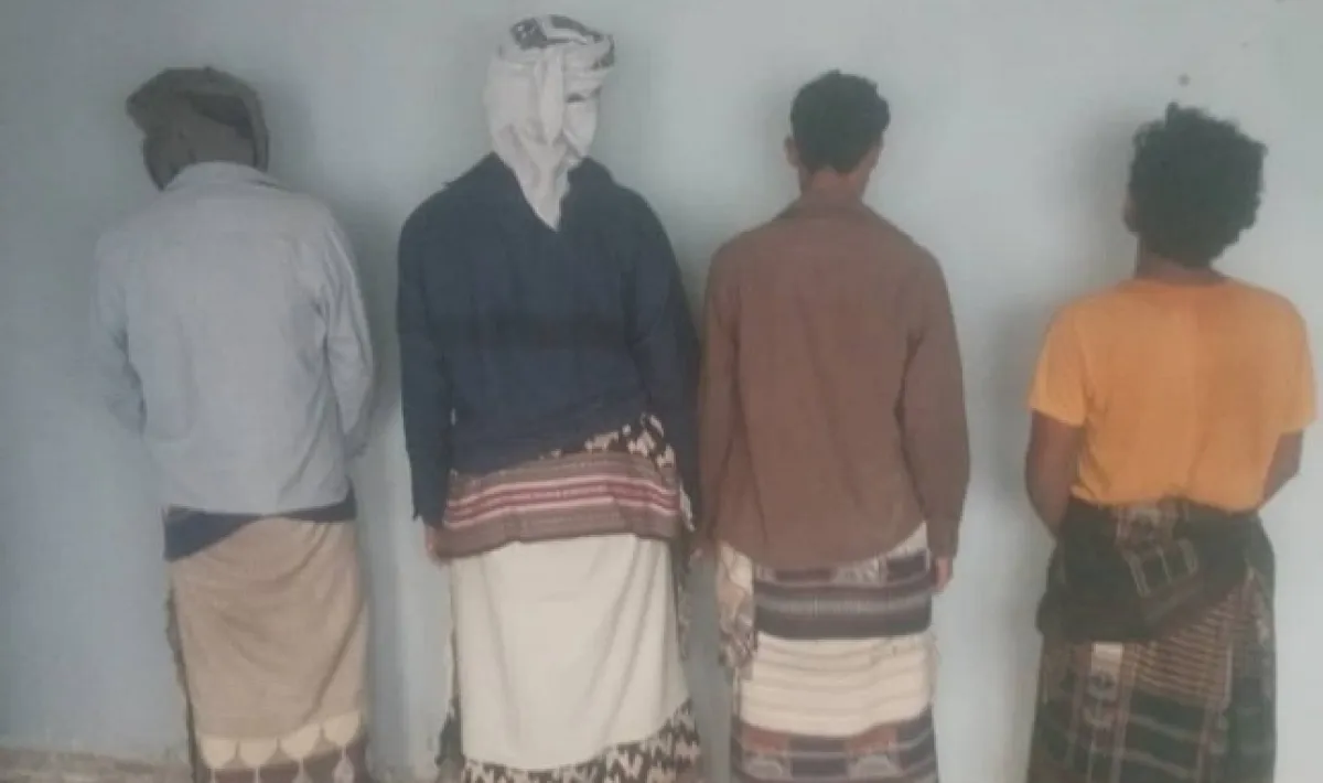 شرطة أبين تعلن ضبط عصابة تقطع وابتزاز في خنفر