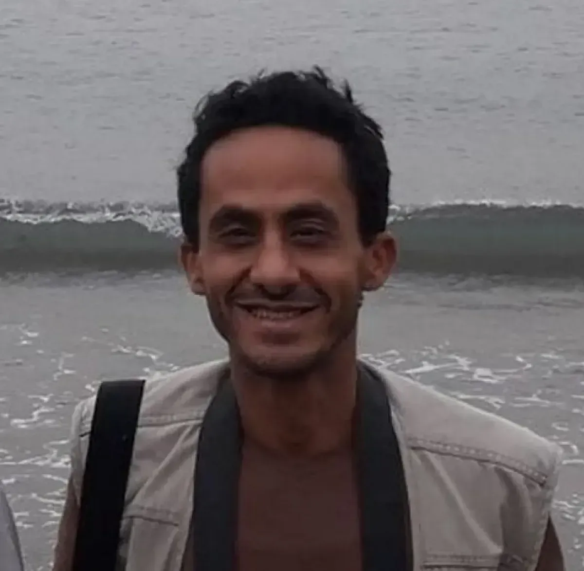 البخيتي: سوق القات حق حسين الحوثي قد معه صفحة ممولة.. يا ربي لك الحمد