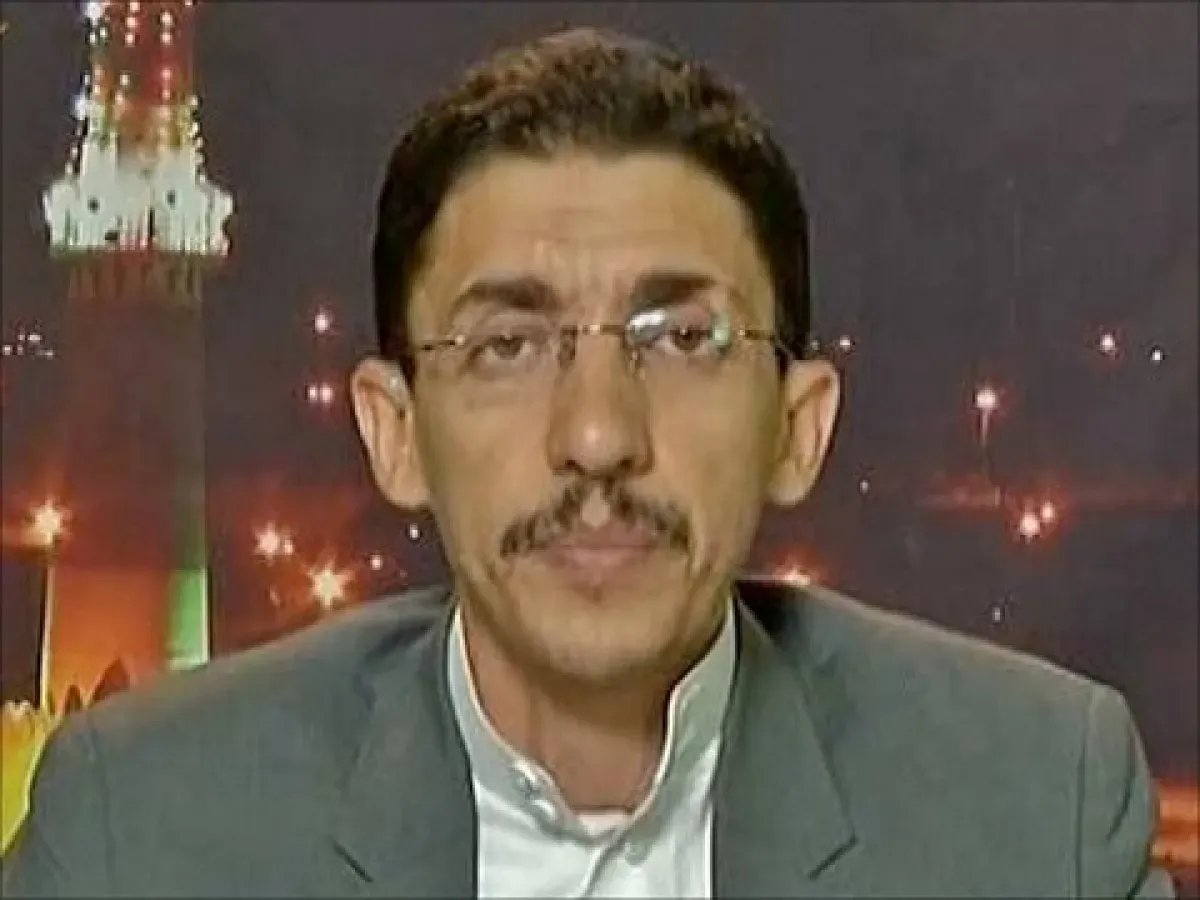 الحضراني لوزير تربية صنعاء: شياطينك ينهبون المال العام والموظف يتجرع الجوع