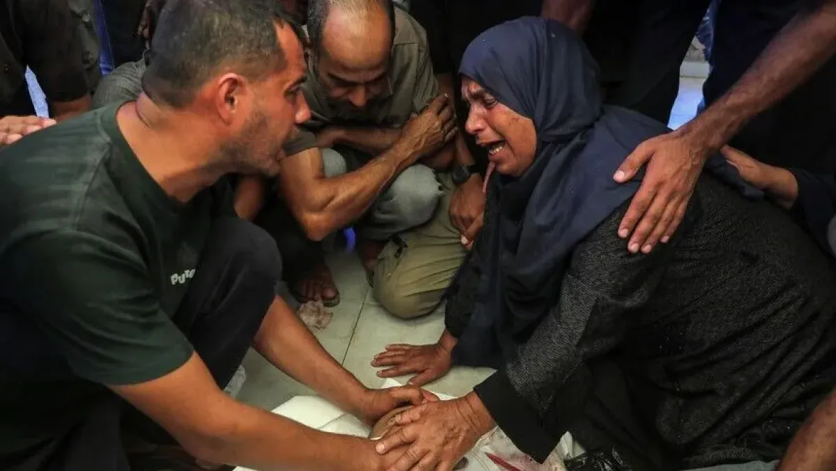 مقتل 13 فلسطينيا بغزة يرفع عدد قتلى الإبادة الإسرائيلية لـ73 ألفا و246