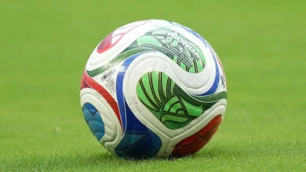 روما يجدد عقدي الثنائي الدولي الإيطالي مانشيني وكريستانتي