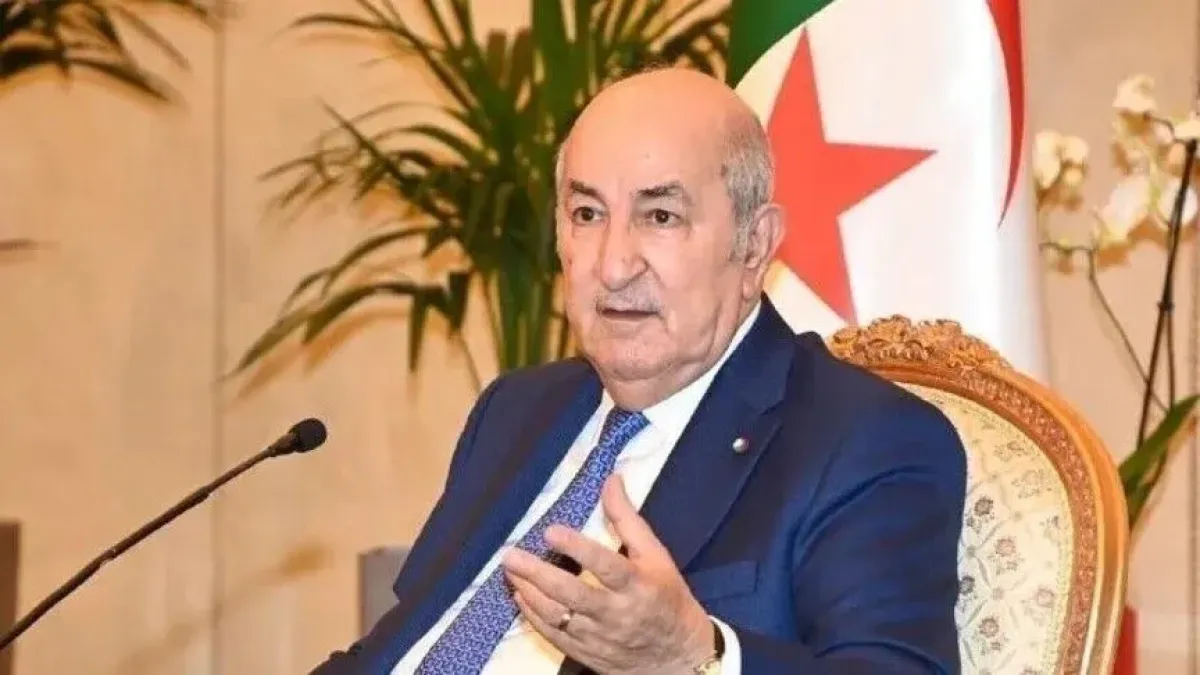 الرئيس الجزائري يعلن الحداد 3 أيام ويتوعد "إرهابيي الطرقات"