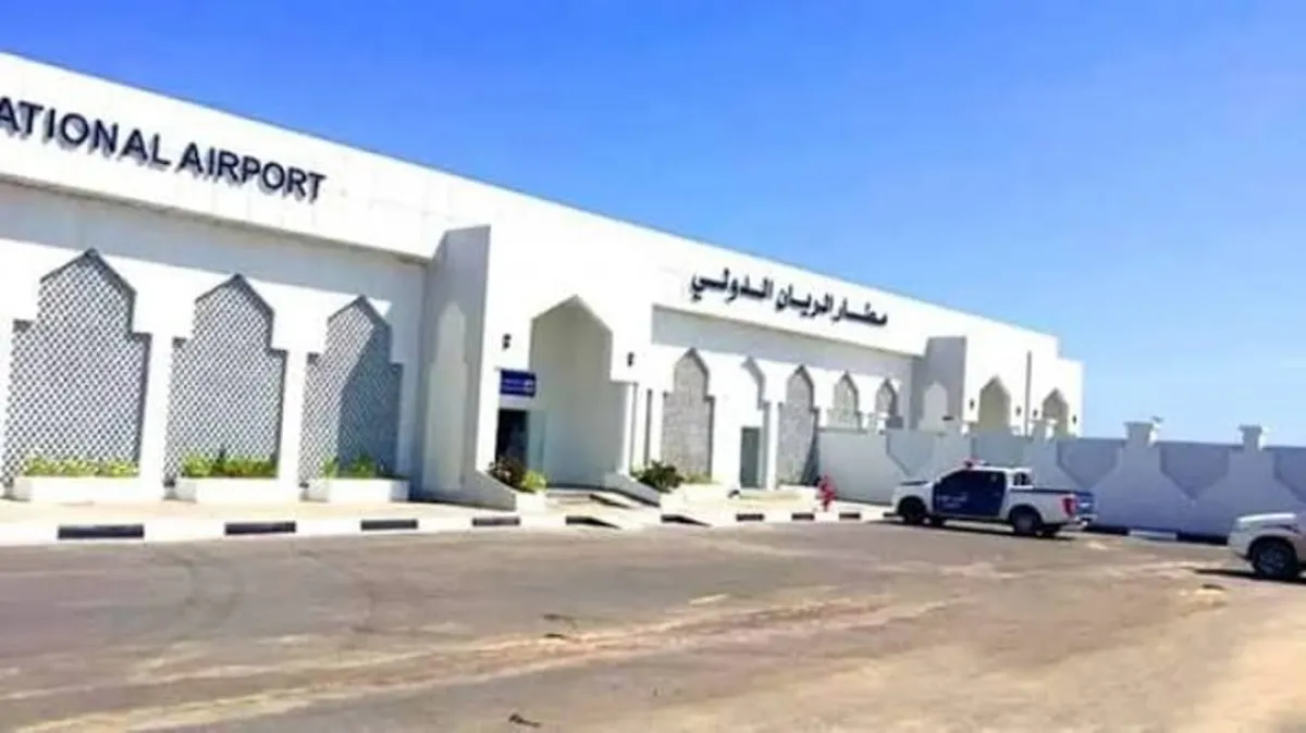 طائرات مسيرة تحلّق فوق أجواء مطار الريان بالمكلا