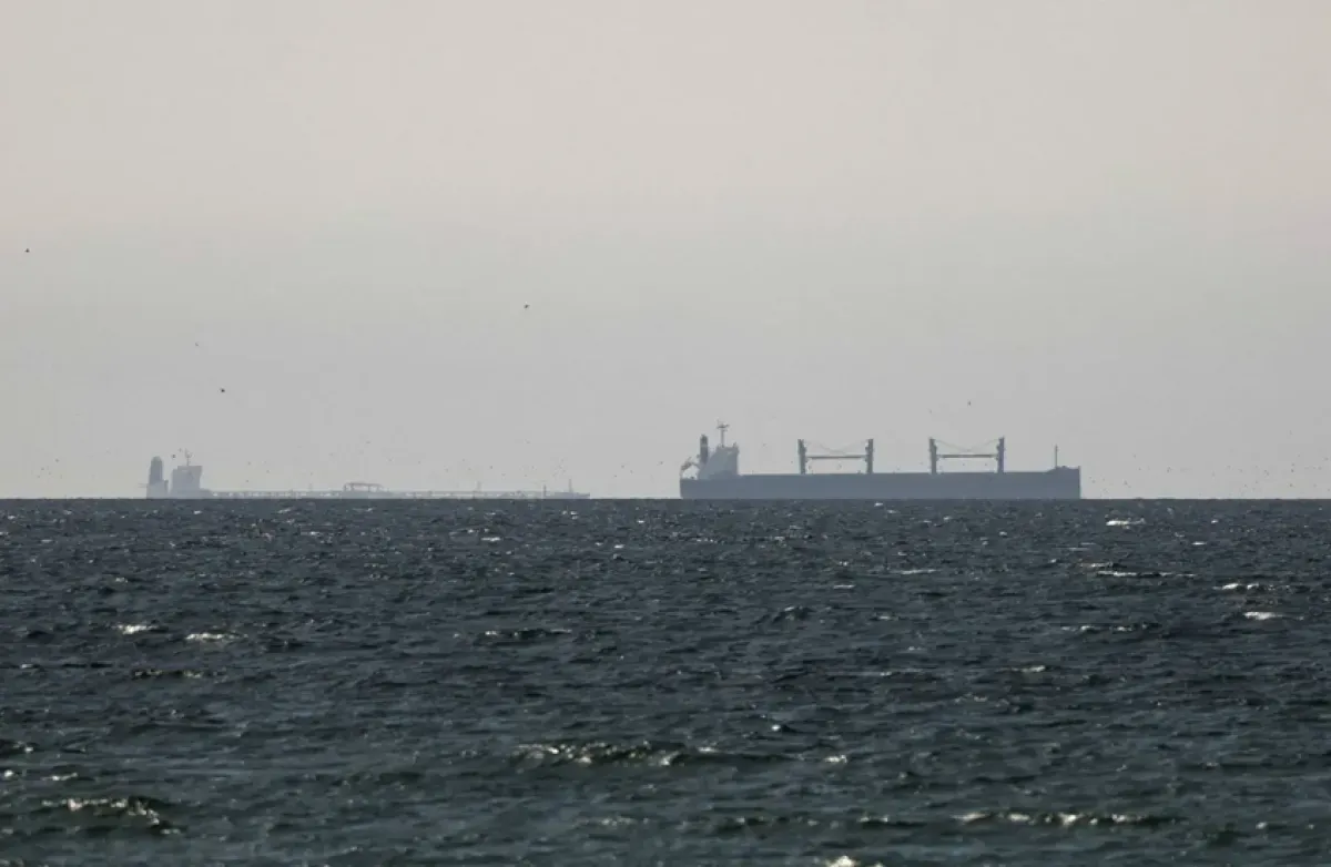 مسلحون يسيطرون على ناقلة نفط في خليج عدن ويغيرون مسارها نحو الصومال