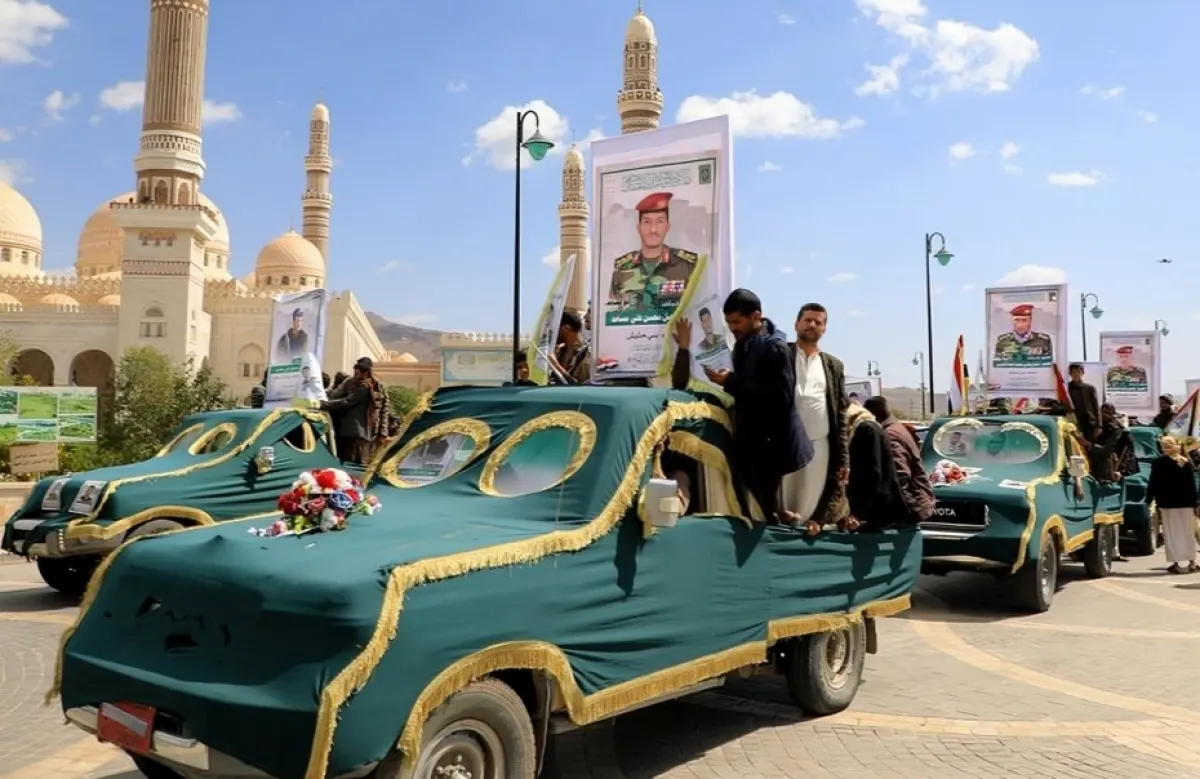 اليوم.. الحوثيون يشيّعون 19 من مقاتليهم