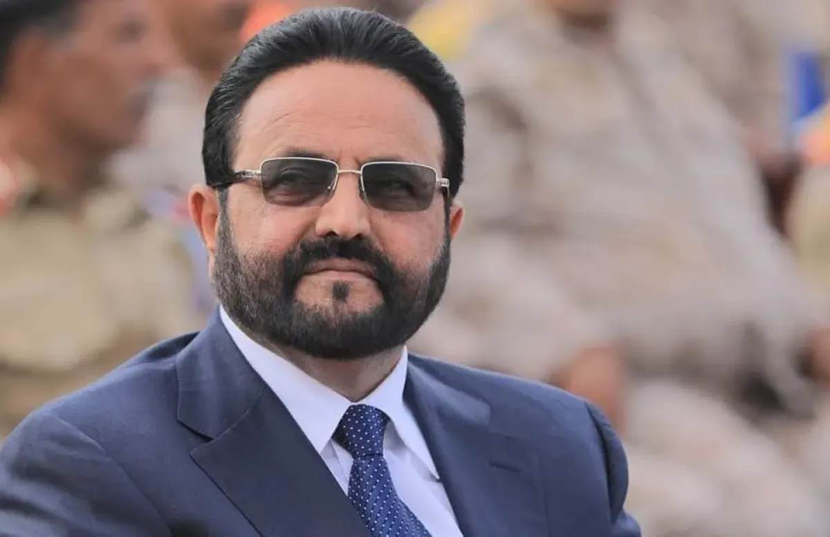 سلطان العرادة: القوات المنسحبة من الساحل الغربي تعيد ترتيب صفوفها وستعود إلى المعركة واستعادة صنعاء