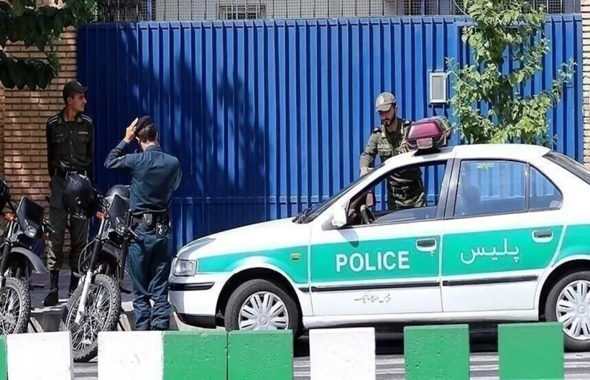 مقتل شرطي إيراني في هجوم مسلح بمدينة إيرانشهر