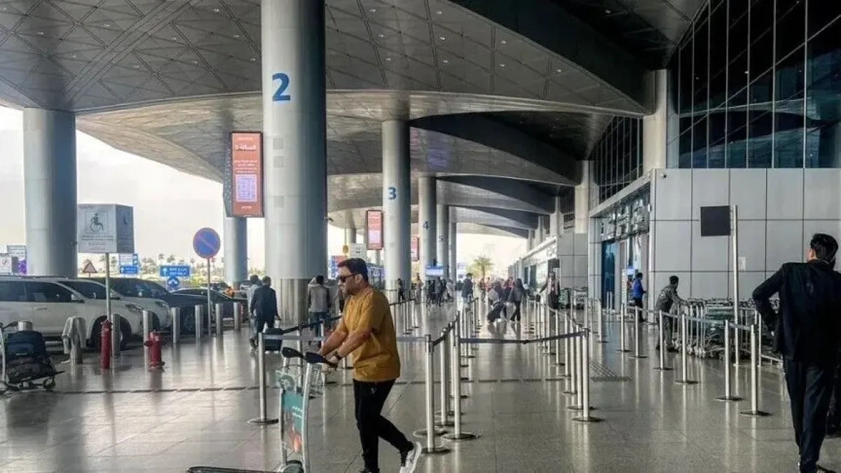 ارتفاع قتلى الهجوم على مطار الرياض إلى 13