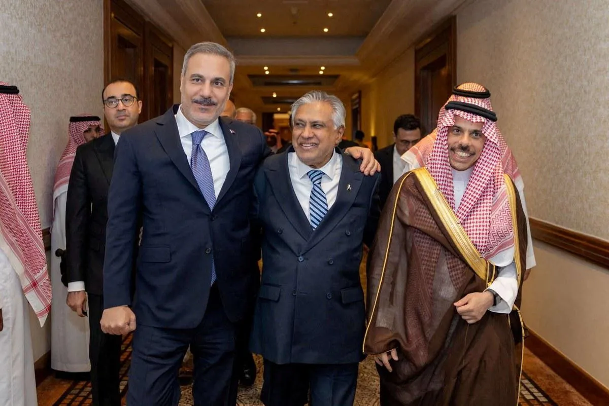 تحركات دبلوماسية مكثفة لاحتواء التصعيد الإقليمي