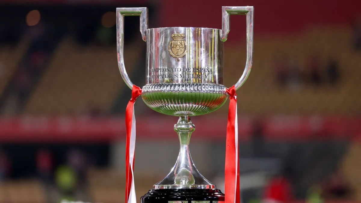 تعليق مباريات كأس الملك.. والريال وبرشلونة يعلنان الحداد