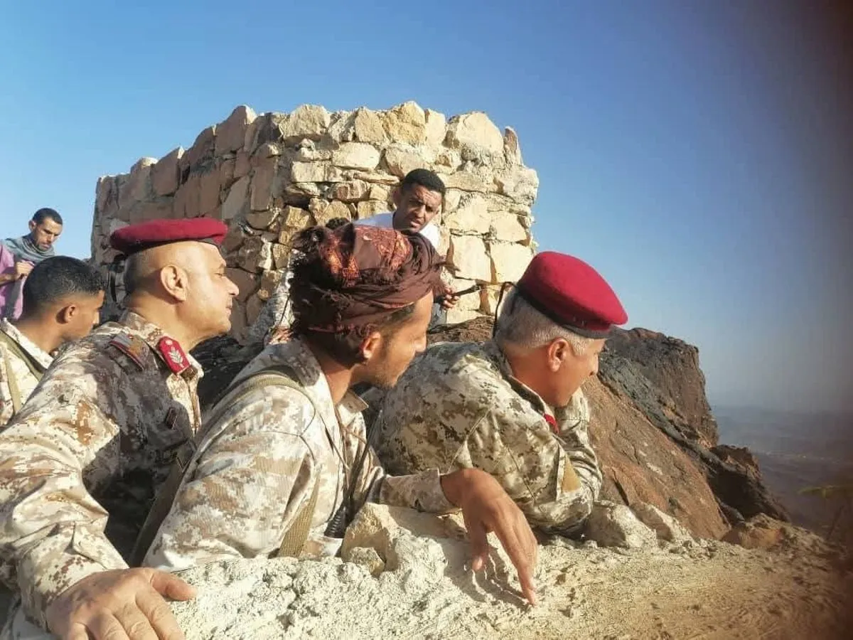 اللواء 35 مدرع يعلن استعادة موقعين في جبهة صبر جنوبي تعز